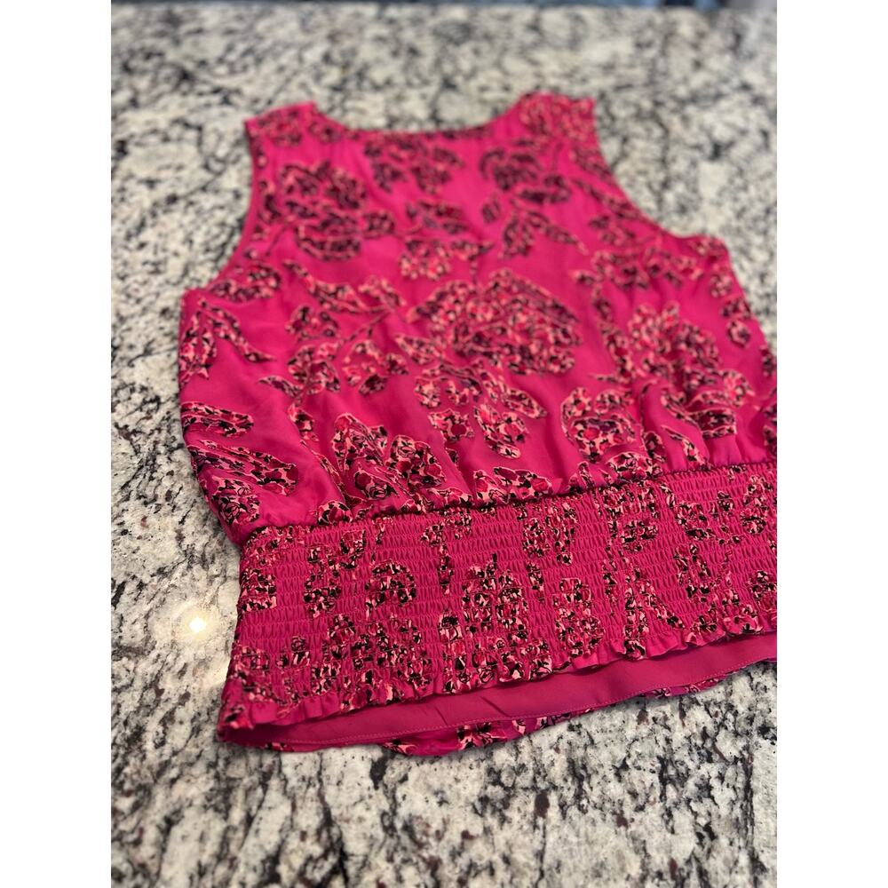 White House Black Market top size M WHBM - Picture 8 of 9